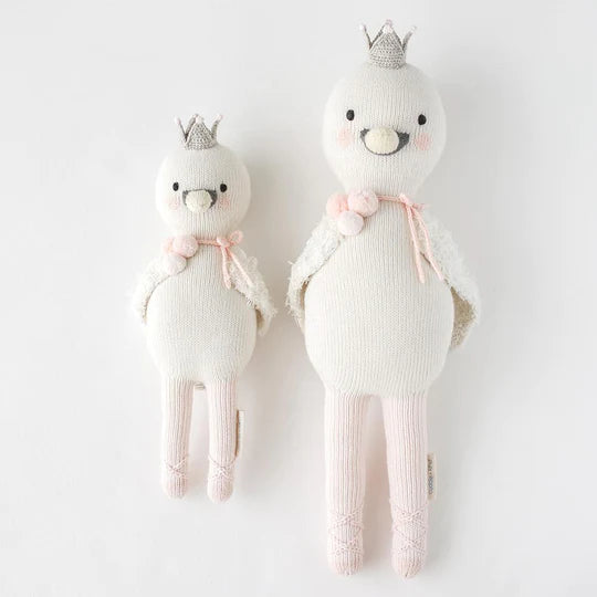 Cuddle and Kind Harlow the Swan
