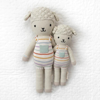 Cuddle and Kind Avery the Lamb