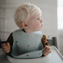 Load image into Gallery viewer, Silicone Bibs- Mushie
