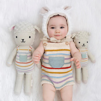 Cuddle and Kind Avery the Lamb